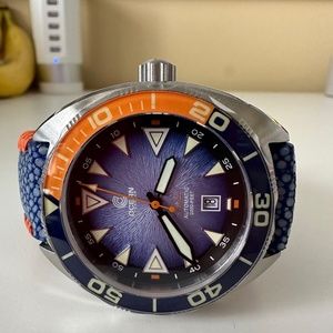 Ocean Crawler – Core Diver – Textured Blue/Orange